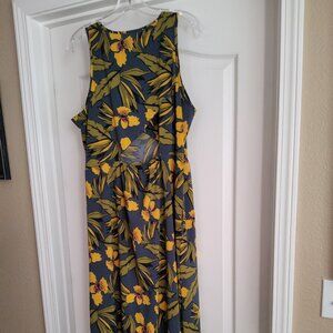 Sunkissed Maxi Dress, Toad&Co  Size XL(16-18)  Blue with yellow flowers